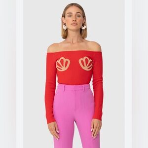 THE WOLF GANG
AMALIA LONG SLEEVE SWEATER - DAHLIA SIZE S